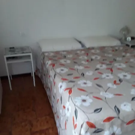 Ara *